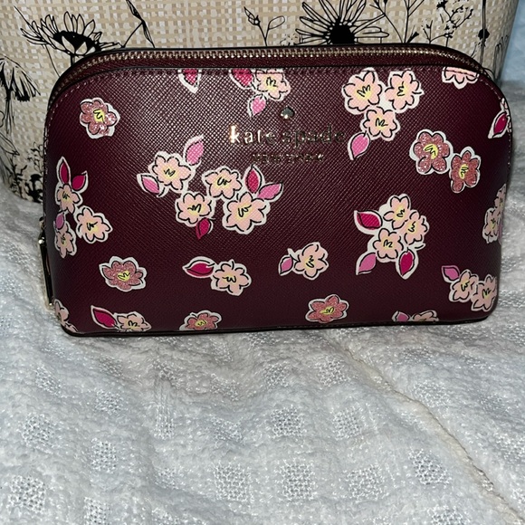 kate spade Handbags - Kate Spade cosmetic bag